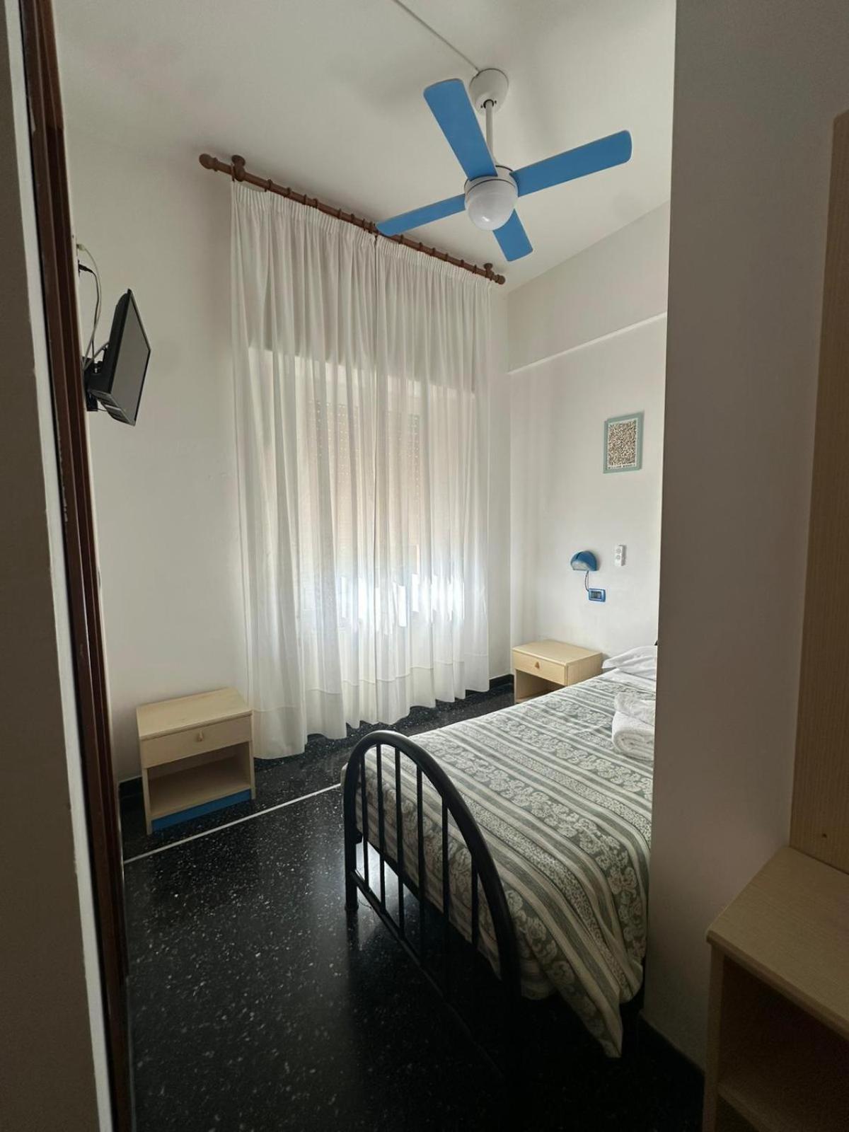 Hotel La Pineta Cogoleto Luaran gambar